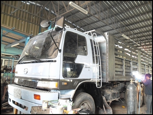 สิบล้อ 3M สภาพสวยๆ หัวเก็บสีใหม่ กระบะดั้มต่อใหม่