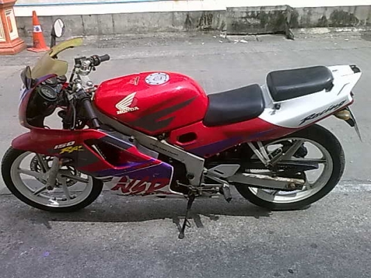 NSR150RRพรบ ภาษี หมด 20 พ.ย.2556รถชื่อผมเองครับ เครื่องดี วาวล์ดี ราคา 10500บาท