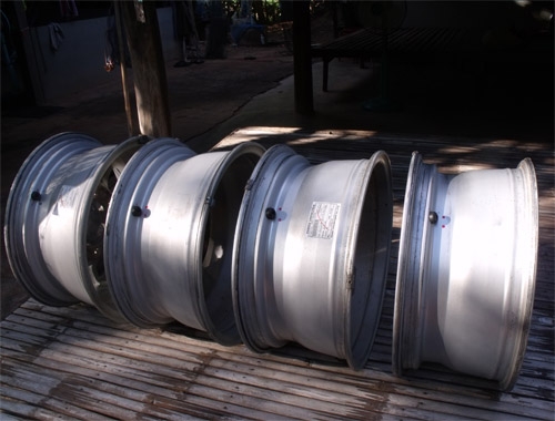 ล้อแมกวีโก้ขอบ15 4x4 ตัวเก่าสภาพถอดป้ายแดง