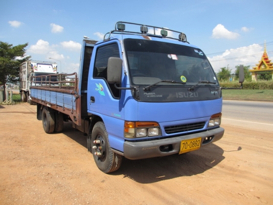 NPR71 130แรงTurbo ยาว5เมตร รถห้าง มือ1 ปี03