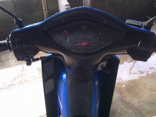 ด่วน!เวฟ100ยูบ๊อก ปี49 รถเครื่องเดิม  พร้อมใช้ ทะเบียน+เอกสารโอน ภาษีไม่หมด 088-2197709