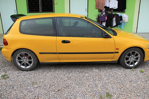 ขายด่วน honda civic 3 door ราคาต่อรองได้