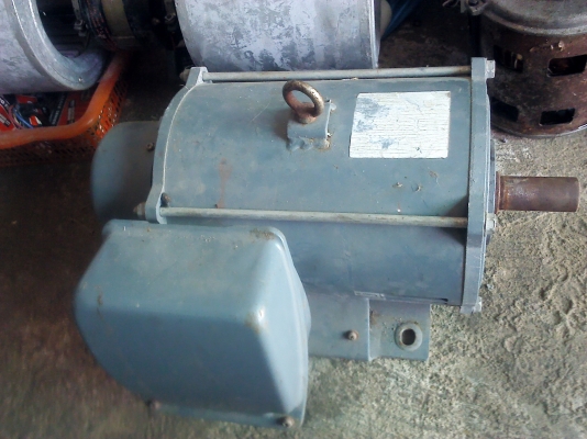 มอเตอร์ 3 hp 220V. สภาพพร้อมใช้ออกตัวแรงบิดดีมาก