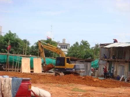 ให้ เช่า แบคโฮ ชลบุรี www.facebook.com/jm.rental.3 ให้ เช่า แบคโฮ ชลบุรี www.facebook.com/jm.rental.3