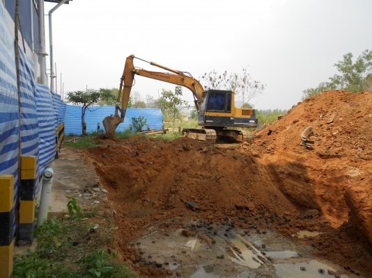 ให้ เช่า แบคโฮ ชลบุรี www.facebook.com/jm.rental.3 ให้ เช่า แบคโฮ ชลบุรี www.facebook.com/jm.rental.3