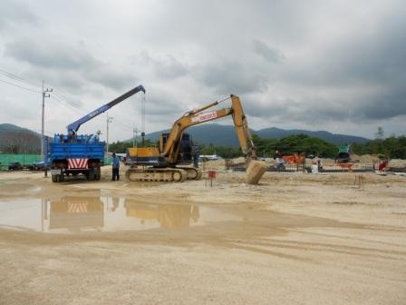 ให้ เช่า แบคโฮ ชลบุรี www.facebook.com/jm.rental.3 ให้ เช่า แบคโฮ ชลบุรี www.facebook.com/jm.rental.3