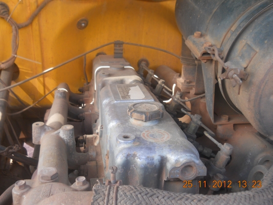 ขายรถดั้มหัวยาว NISSAN UG สภาพเดิมๆ ดั้มสวย คัสซีสวย เครื่องแห้ง เฟืองท้ายเพลาข้างไม่มีปัญหา