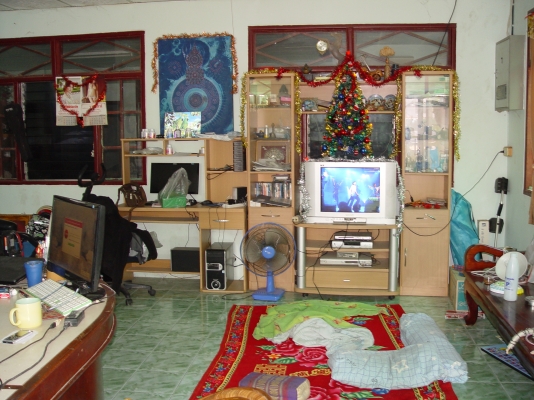 ขายด่วน โกดังและบ้านพร้อมที่ดินโฉนด ขายด่วน โกดังและบ้านพร้อมที่ดินโฉนด