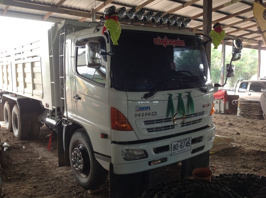 ขาย HINO MEGA 220 ปี 49 เจ้าของขายเอง สนใจติดต่อโดยตรง 081-4283210