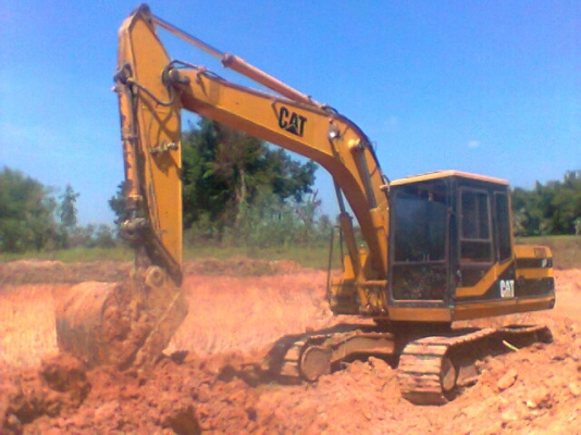 ขาย cat e110b เครื่องฟิตใหม่  บุ้งกี๋ใหม่ ช่วงล่าง90\% เจ้าของขายเอง