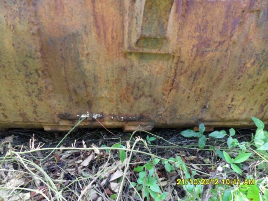 Catterpillar 320V2 บุ้งกี๋ตักของเบามีขนาดใหญ่มาก ตักได้ประมาณ 1. คิว