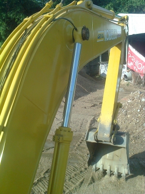 ขาย KOBELCO SK200 Mark-III เจ้าของขายเองกับมือ