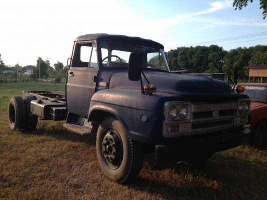 หกล้อหน้ายาว ใหญ่ ประตูหัวเก๋งสภาพดีมาก เครื่องISUZU 6BD1