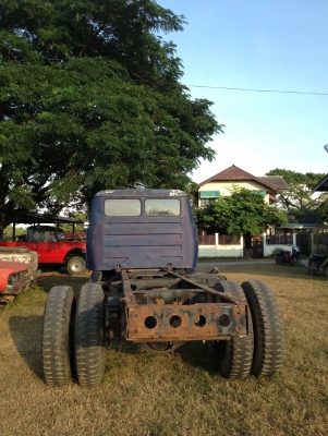 หกล้อหน้ายาว ใหญ่ ประตูหัวเก๋งสภาพดีมาก เครื่องISUZU 6BD1 หกล้อหน้ายาว ใหญ่ ประตูหัวเก๋งสภาพดีมาก เครื่องISUZU 6BD1