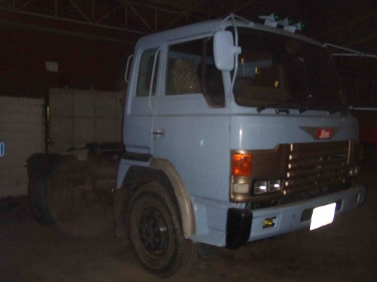 hino หัวลากหกล้อ 650000