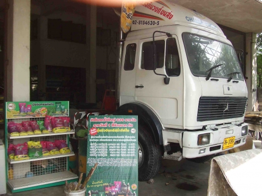 benz หัวลาก 2เพลา 8สูบ 320แรง