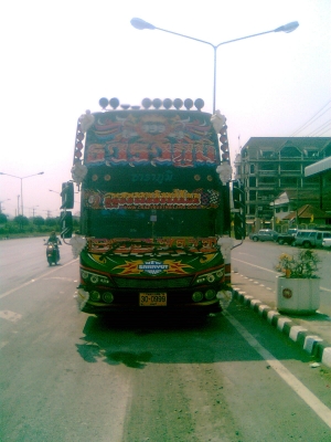 ขายรถบัส12เมตรครัซซีBENZ เครื่องPE280 ท่ออ้อม ทรงสามเส้น