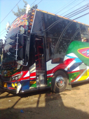 ขายรถบัส12เมตรครัซซีBENZ เครื่องPE280 ท่ออ้อม ทรงสามเส้น