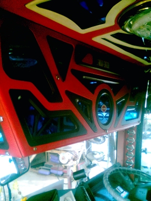 ขายรถบัส12เมตรครัซซีBENZ เครื่องPE280 ท่ออ้อม ทรงสามเส้น