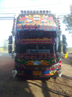 ขายรถบัส12เมตรครัซซีBENZ เครื่องPE280 ท่ออ้อม ทรงสามเส้น