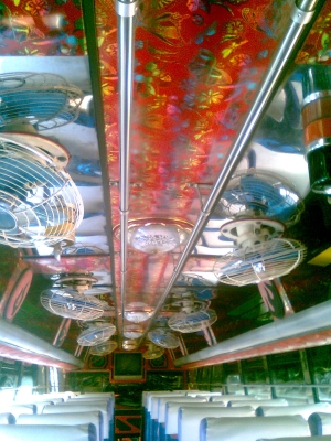 ขายรถบัส12เมตรครัซซีBENZ เครื่องPE280 ท่ออ้อม ทรงสามเส้น