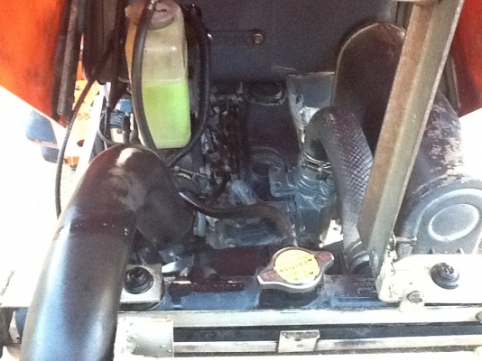 ขายคูโบต้า l2808 4 WD 2 เพลา  ราคาถูกๆมาแล้วครับ