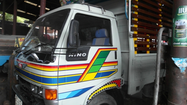 ฮีโน่ FC เครื่อง 120 แรง ปี 96 กระบะคาร์โก้มีข้างไม้เสริม ยาว 5.50 เมตร