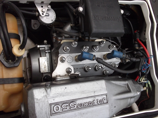 ขายเจ็ตสกีkawasaki 550cc แบบยืน สภาพสวย มีของแต่งหลายอย่าง เครื่องหลีด
