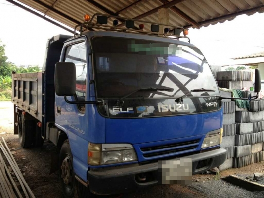 รถอิซูซุ 6 ล้อดั๊ม NPR 130 แรงม้า ปี 47  สนใจติดต่อ 081-6079515