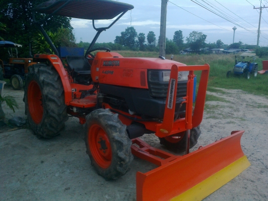 ขายรถไถ KUBOTA L4508 พร้อมใช้งาน