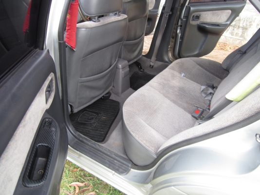 NISSAN  SANNY  1500 cc  หัวฉีด  ปี 1995/2538  โทร  0894163659