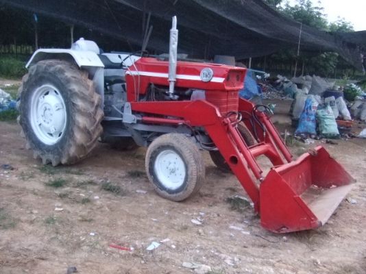 ขายแมสซี่  165  พร้อมตัวตัก  พวงมาลัยเพาเวอร์ครับ