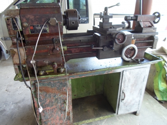 ขายด่วน !!!!แท่นกลึงเล็ก 3.5 ฟุต 35,000  พร้อมใช้