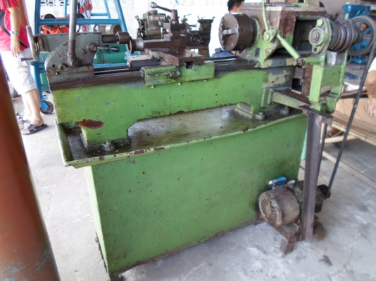 ขายด่วน !!!!แท่นกลึงเล็ก 3.5 ฟุต 35,000  พร้อมใช้