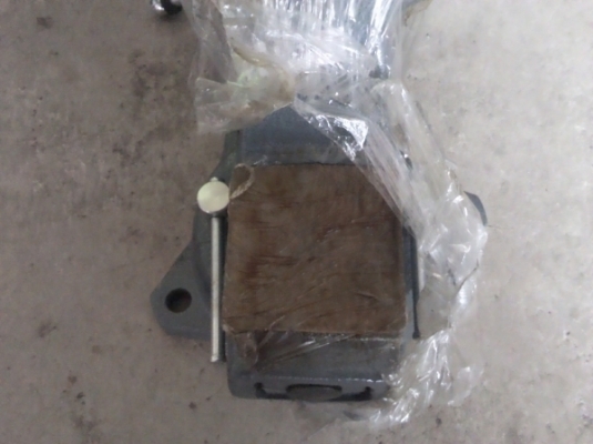 ปากกาจับชิ้นงาน LACROC ของ U.S.A. รุ่นงานหนัก หมุนได้อิสระรอบตัวกับฐาน