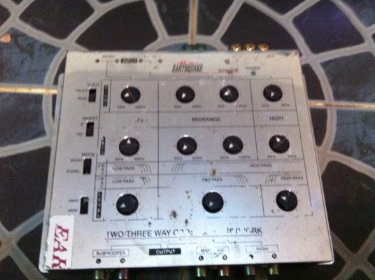 ขาย ครอส  ยี่ห้อ EARTHQUAKE