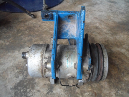 ขาย คอมแอร์ SD-510 พร้อมขาตรงรุ่นรถไถฟอร์ด7810-8210