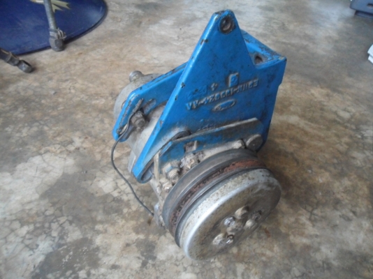 ขาย คอมแอร์ SD-510 พร้อมขาตรงรุ่นรถไถฟอร์ด7810-8210