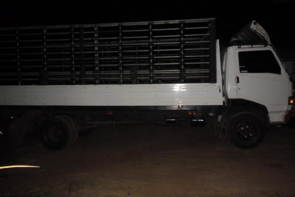 ขาย 6ล้อHINO บรรทุก HINO FC145A ปี47 เครื่อง WO6D 150 แรง ไม่เยิ้ม ไม่หลวม  กระบะยาว 5.5ม.พื้นเหล็กคอกเหล็กแป๊บ แข็งแรง หัวบางไม่ผุ ภายในสวยคอนโซลครบ ช่วงล่างปึ๊ก คัสซีสวยไม่บวมไม่ดาม ยาง8.25ดี 6เส้น พร้อมใช้ พร้อมลุยงาน ราคาต่อรองได้ครับ