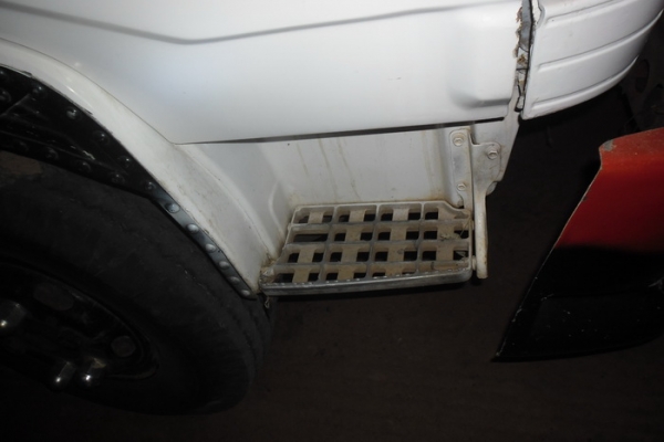 ขาย 6ล้อHINO บรรทุก HINO FC145A ปี47 เครื่อง WO6D 150 แรง ไม่เยิ้ม ไม่หลวม  กระบะยาว 5.5ม.พื้นเหล็กคอกเหล็กแป๊บ แข็งแรง หัวบางไม่ผุ ภายในสวยคอนโซลครบ ช่วงล่างปึ๊ก คัสซีสวยไม่บวมไม่ดาม ยาง8.25ดี 6เส้น พร้อมใช้ พร้อมลุยงาน ราคาต่อรองได้ครับ