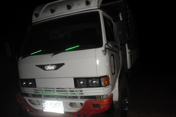 ขาย 6ล้อHINO บรรทุก HINO FC145A ปี47 เครื่อง WO6D 150 แรง ไม่เยิ้ม ไม่หลวม  กระบะยาว 5.5ม.พื้นเหล็กคอกเหล็กแป๊บ แข็งแรง หัวบางไม่ผุ ภายในสวยคอนโซลครบ ช่วงล่างปึ๊ก คัสซีสวยไม่บวมไม่ดาม ยาง8.25ดี 6เส้น พร้อมใช้ พร้อมลุยงาน ราคาต่อรองได้ครับ