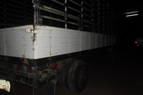 ขาย 6ล้อHINO บรรทุก HINO FC145A ปี47 เครื่อง WO6D 150 แรง ไม่เยิ้ม ไม่หลวม  กระบะยาว 5.5ม.พื้นเหล็กคอกเหล็กแป๊บ แข็งแรง หัวบางไม่ผุ ภายในสวยคอนโซลครบ ช่วงล่างปึ๊ก คัสซีสวยไม่บวมไม่ดาม ยาง8.25ดี 6เส้น พร้อมใช้ พร้อมลุยงาน ราคาต่อรองได้ครับ