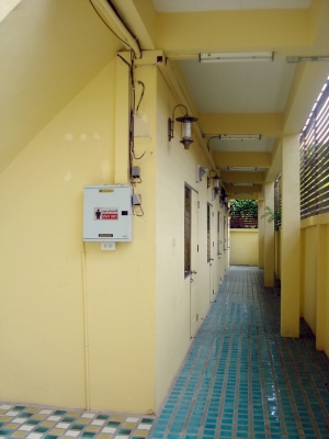 ขาย หรือ เช้า ตึงแถว 4x12 ม. 3 ชั้น ถนน วัวลาย เชียงใหม่ ด้วยเนื่อที่ รวม 91 ตารางวา