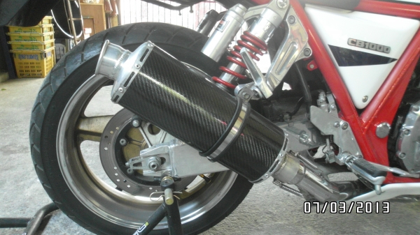 ขายCB1000ตัวlimitedเฟรมแดง(ทะเบียนเลขสวย77กรุงเทพ)*จัดไฟแนนซ์ได้คับ*ผ่อนสบายๆแค่เดือนละ4,XXXคับสนใจโทรเลย0858742300ของแต่งตามรูปคับทำมาใหม่ทั้งคันสภาพพร้อมออกทริปทั่วไทย