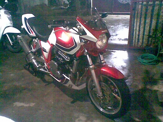 ขายCB1000ตัวlimitedเฟรมแดง(ทะเบียนเลขสวย77กรุงเทพ)*จัดไฟแนนซ์ได้คับ*ผ่อนสบายๆแค่เดือนละ4,XXXคับสนใจโทรเลย0858742300ของแต่งตามรูปคับทำมาใหม่ทั้งคันสภาพพร้อมออกทริปทั่วไทย