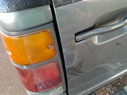 ขาย กระบะแค้ป มังกรทองโฉม แป๊ะยิ้ม ปี40/97 ห้างแท้ตัวสุดท้าย เดิมๆ รถสวย เครื่องแน่น เสียงนิ่ม ช่วงล่างดี ไม่ส่ายไม่เลื้อย ไม่หอน ภายในสวย แอร์เย็น พ.พาวเวอร์ กระบะลอนสวย พื้นปูกระบะ ยางดี 4เส้น โรบาร์!!! ราคาต่อรองได้ครับ