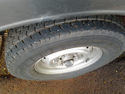 ขาย กระบะแค้ป มังกรทองโฉม แป๊ะยิ้ม ปี40/97 ห้างแท้ตัวสุดท้าย เดิมๆ รถสวย เครื่องแน่น เสียงนิ่ม ช่วงล่างดี ไม่ส่ายไม่เลื้อย ไม่หอน ภายในสวย แอร์เย็น พ.พาวเวอร์ กระบะลอนสวย พื้นปูกระบะ ยางดี 4เส้น โรบาร์!!! ราคาต่อรองได้ครับ