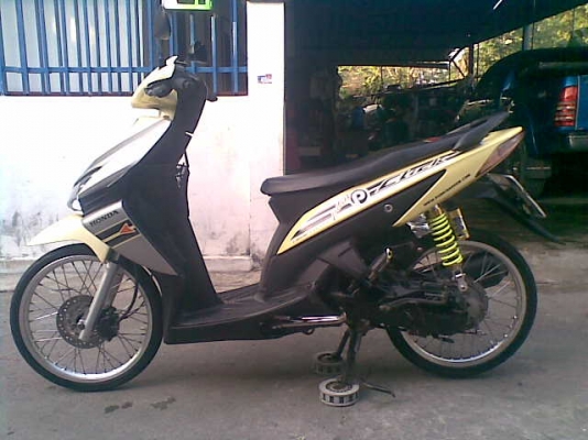 ขายฮอนด้าคลิกเพปี50ทะเบียนพร้อมโอนสวยๆเครื่องฟิตๆราคุยกันได้คับ