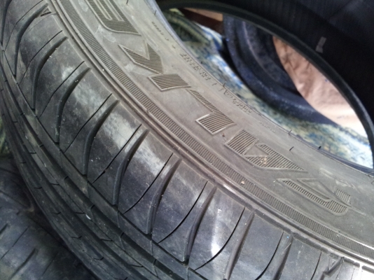 ขายยาง ราคาถูก 4 เส้น ..5,000-