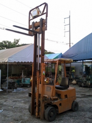 ขายรถโฟล์คลิฟท์ โคมัตสุ 1.5 ตัน ตามสภาพ ถูกๆ แค่ 65,000 บาท